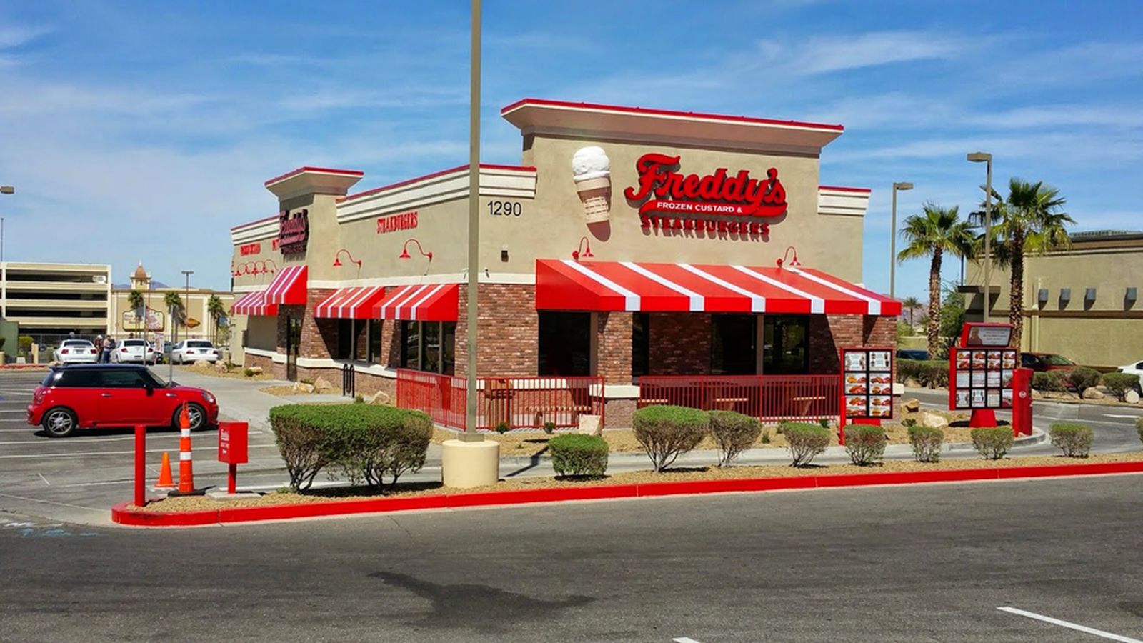 Net Lease Freddy's